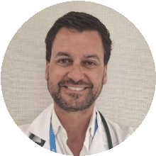 Dr. Alejandro Riquelme Oliveira